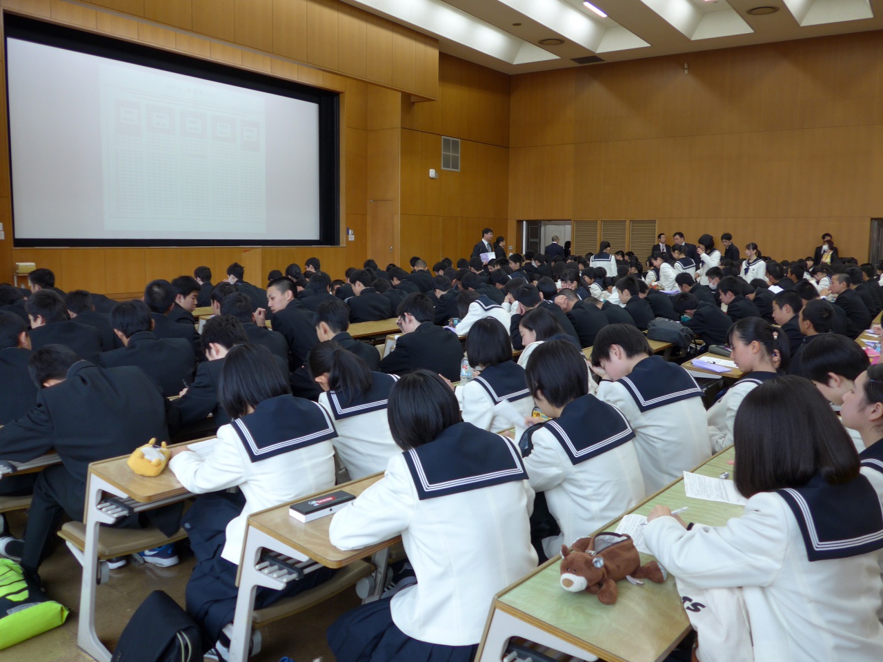 北陸学園北陸高等学校画像